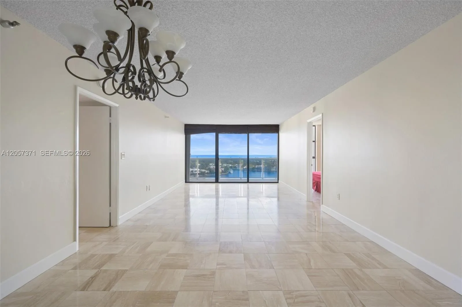 20505 E Country Club Dr # 1434, Aventura, FL 33180 photo 2