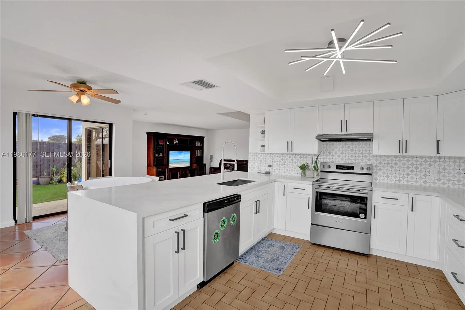 15292 SW 46th Ln Br # 64, Miami, FL 33185 photo 4