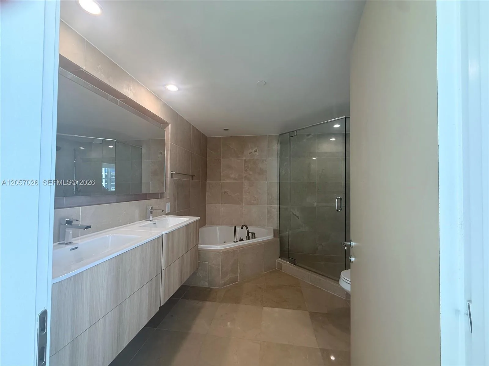 6000 Indian Creek Dr # 17A, Miami Beach, FL 33140 photo 12