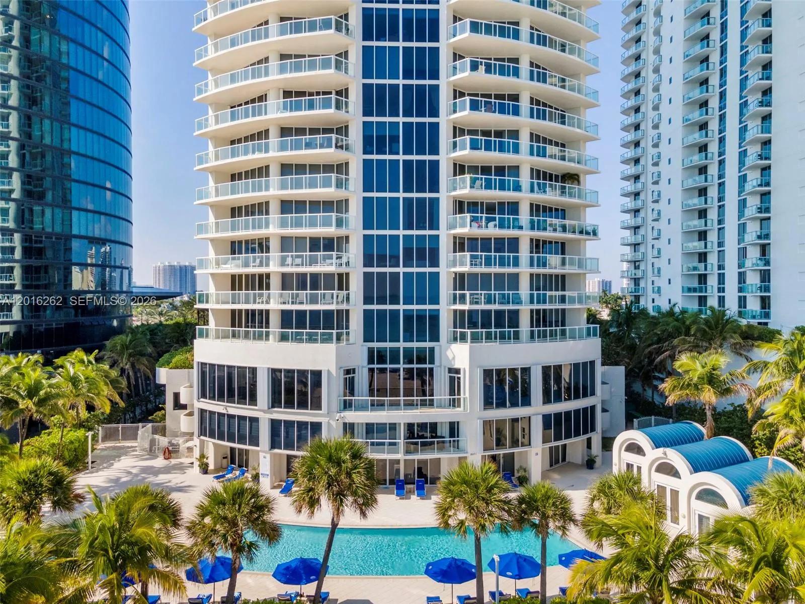 18671 Collins Ave # 404, Sunny Isles Beach, FL 33160 photo 2