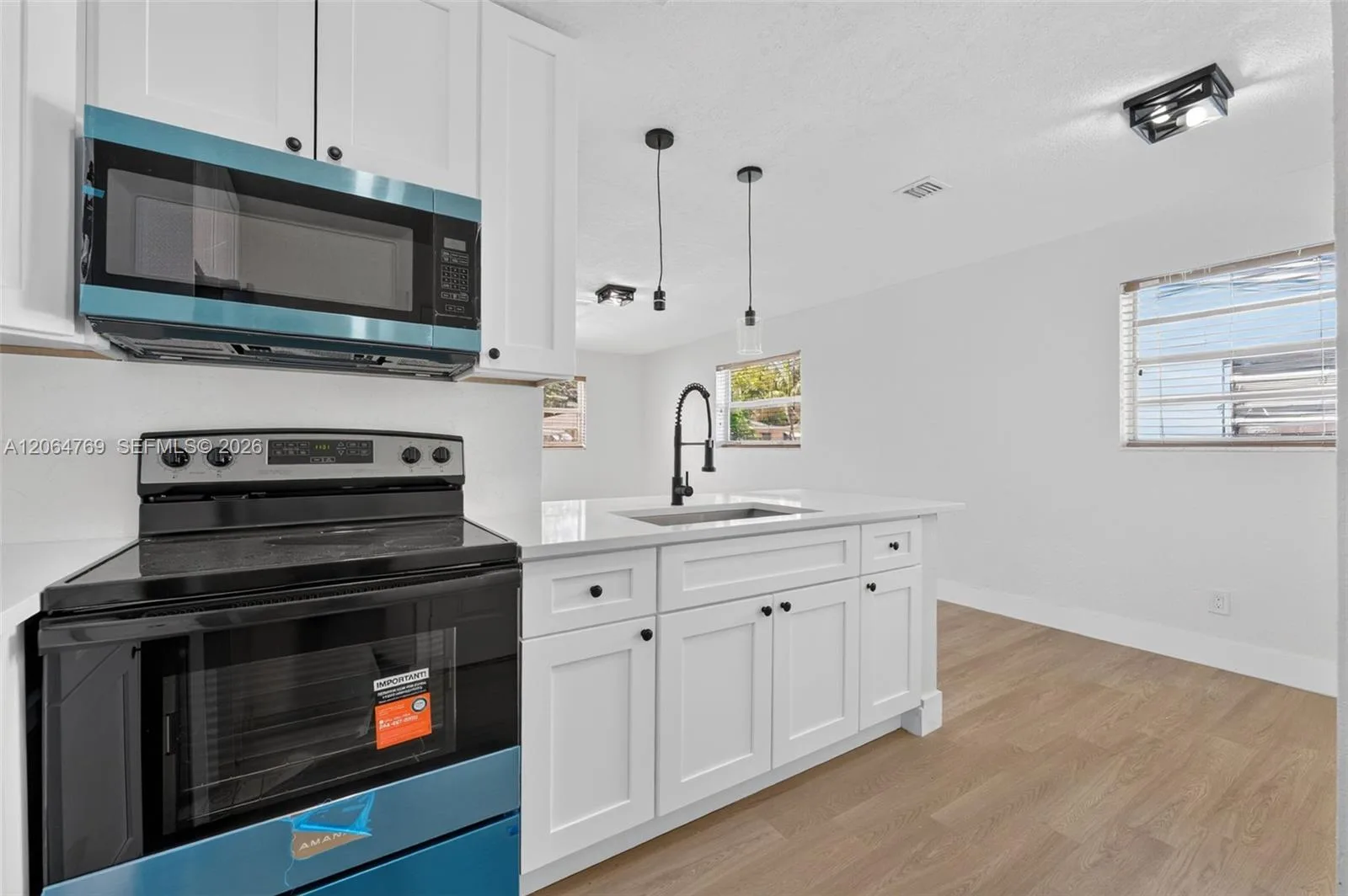1583 NE 152nd St, North Miami Beach, FL 33162 photo 13