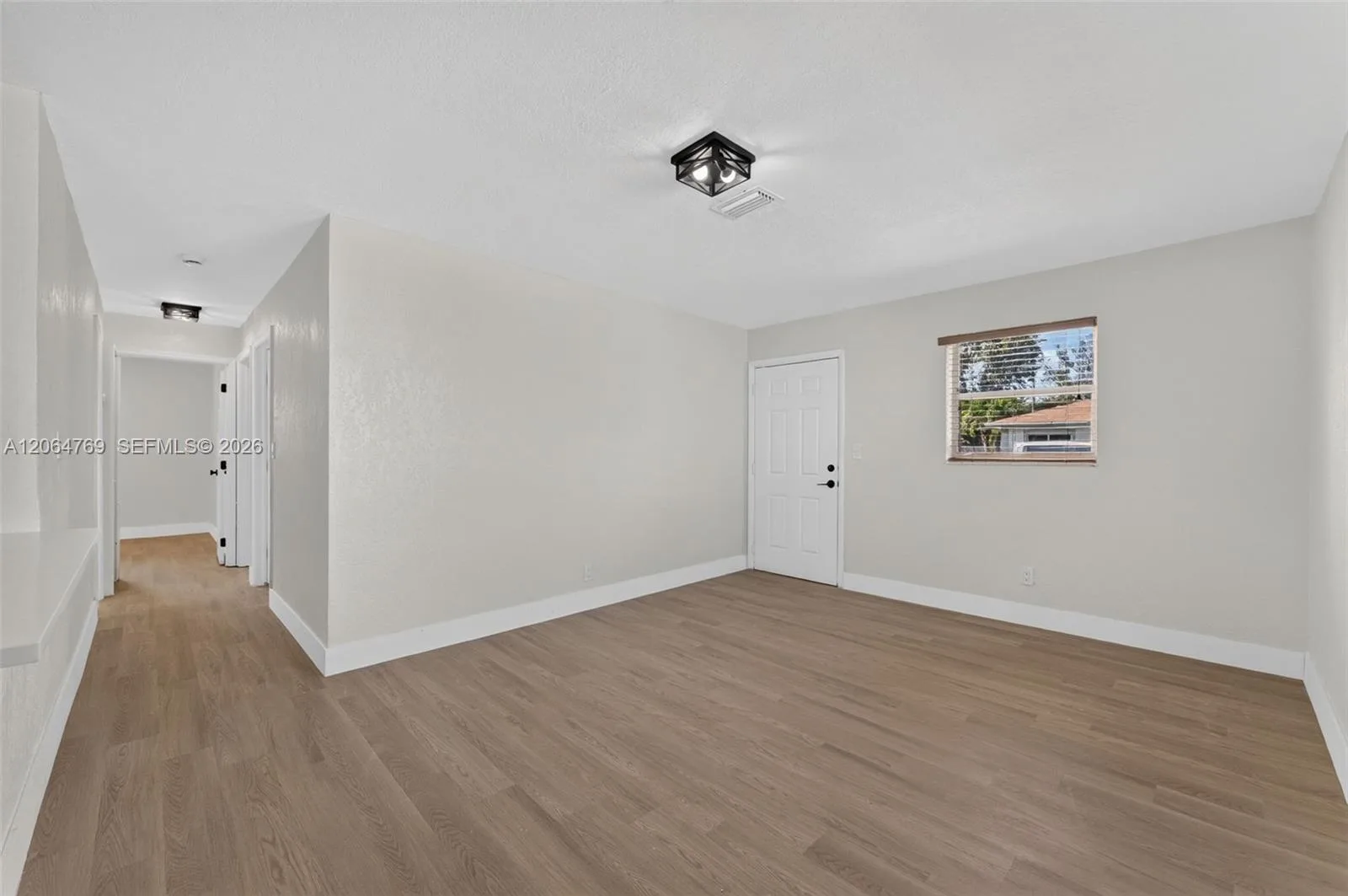 1583 NE 152nd St, North Miami Beach, FL 33162 photo 9