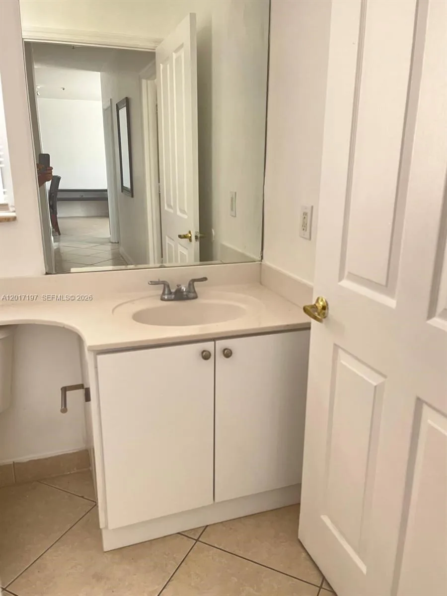 2280 SW 32nd Ave # 302, Miami, FL 33145 photo 12
