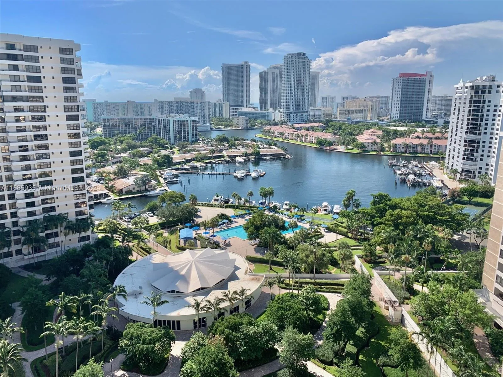 600 Three Islands Blvd # 1817, Hallandale Beach, FL 33009 photo 2