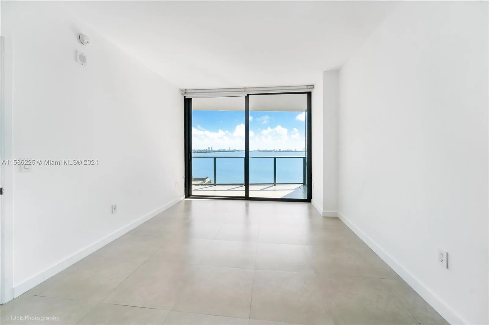 460 NE 28th St # 806, Miami, FL 33137 photo 4