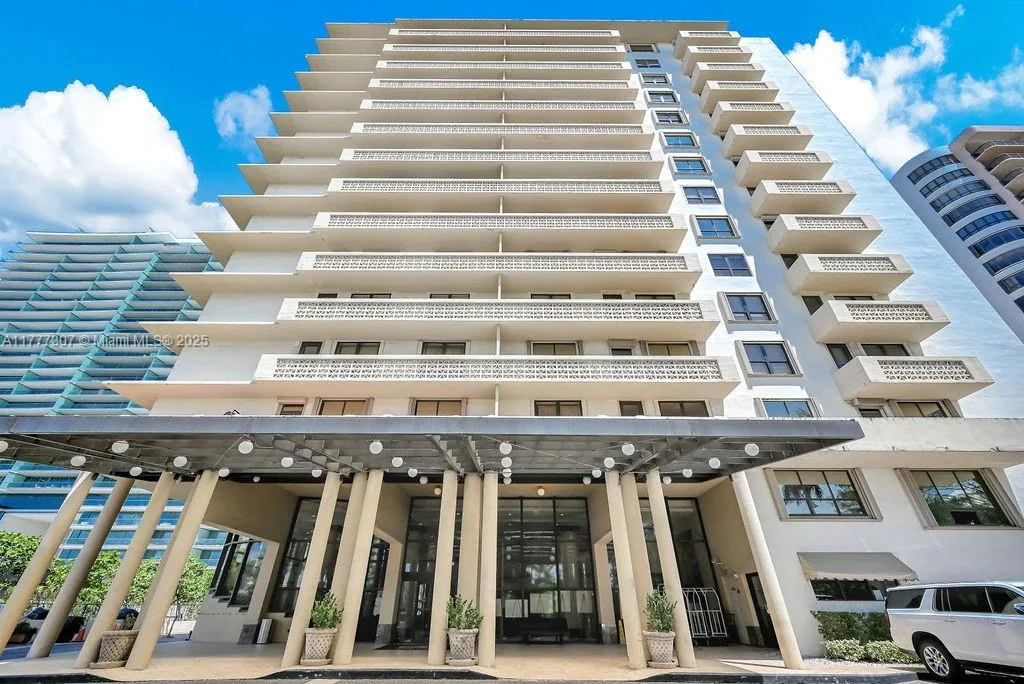 10185 COLLINS AVE # 1003, Bal Harbour, FL 33154