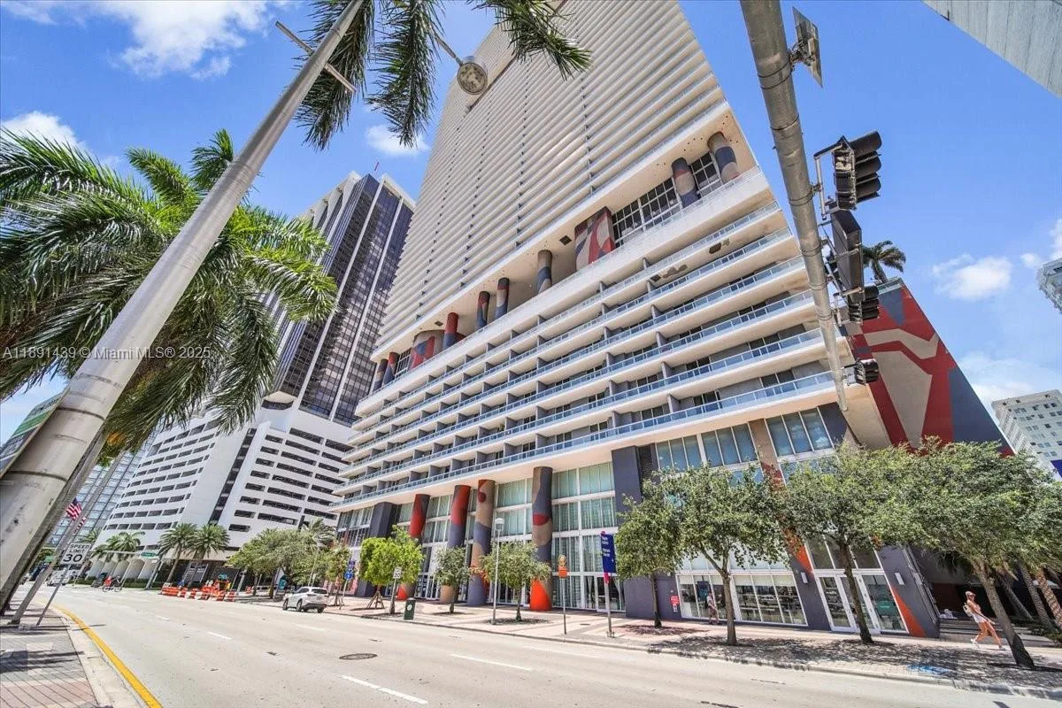 50 Biscayne Blvd # 512, Miami, FL 33132
