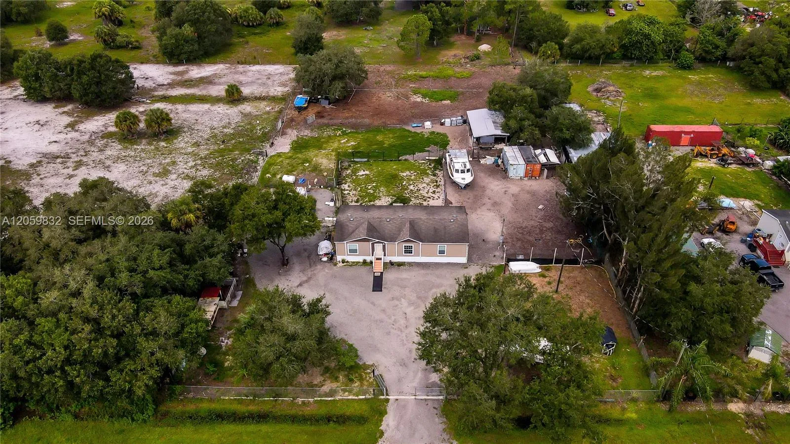 130 S Nogal ST, Clewiston, FL 33440 photo 4