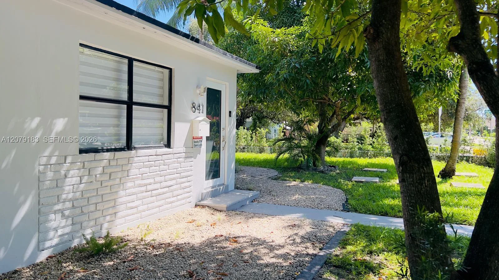 841 S 24th Ave, Hollywood, FL 33020 photo 2