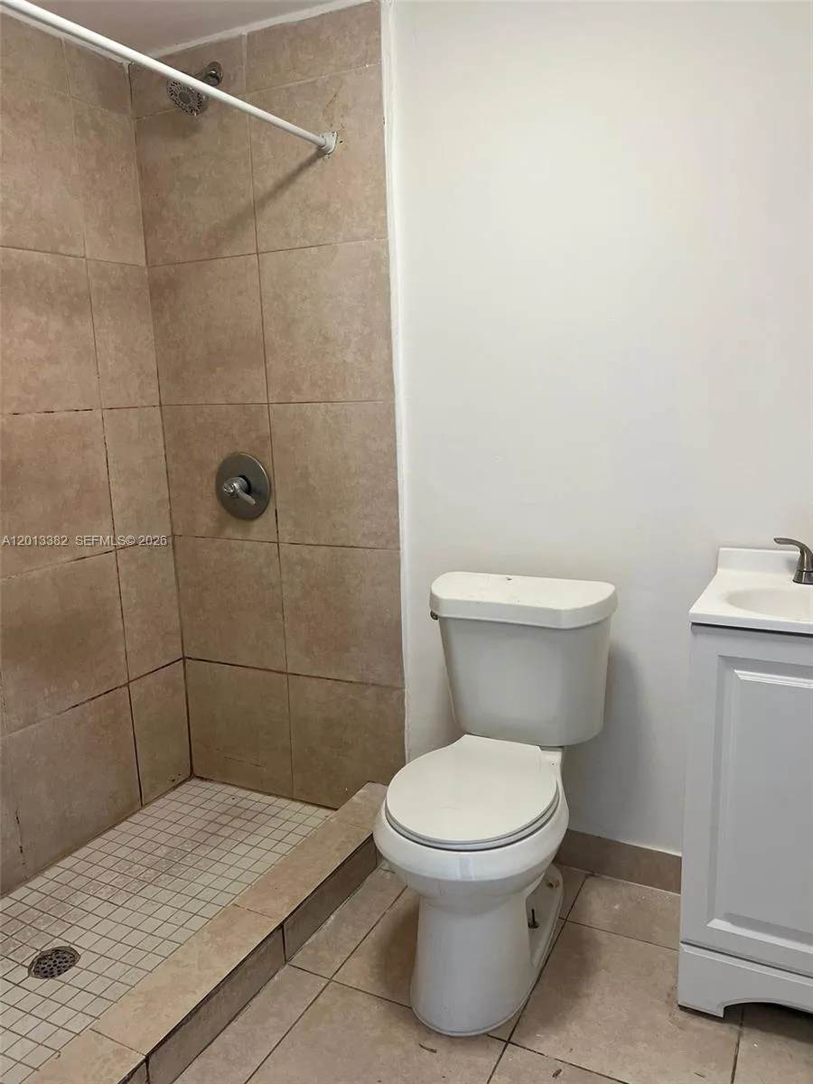 4245 NW 24th Ave, Miami, FL 33142 photo 9