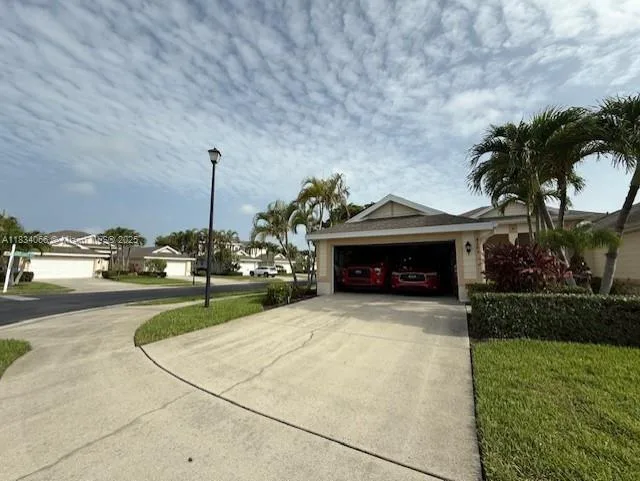 4291 Avian # 4291, Fort Myers, FL 33916 photo 2