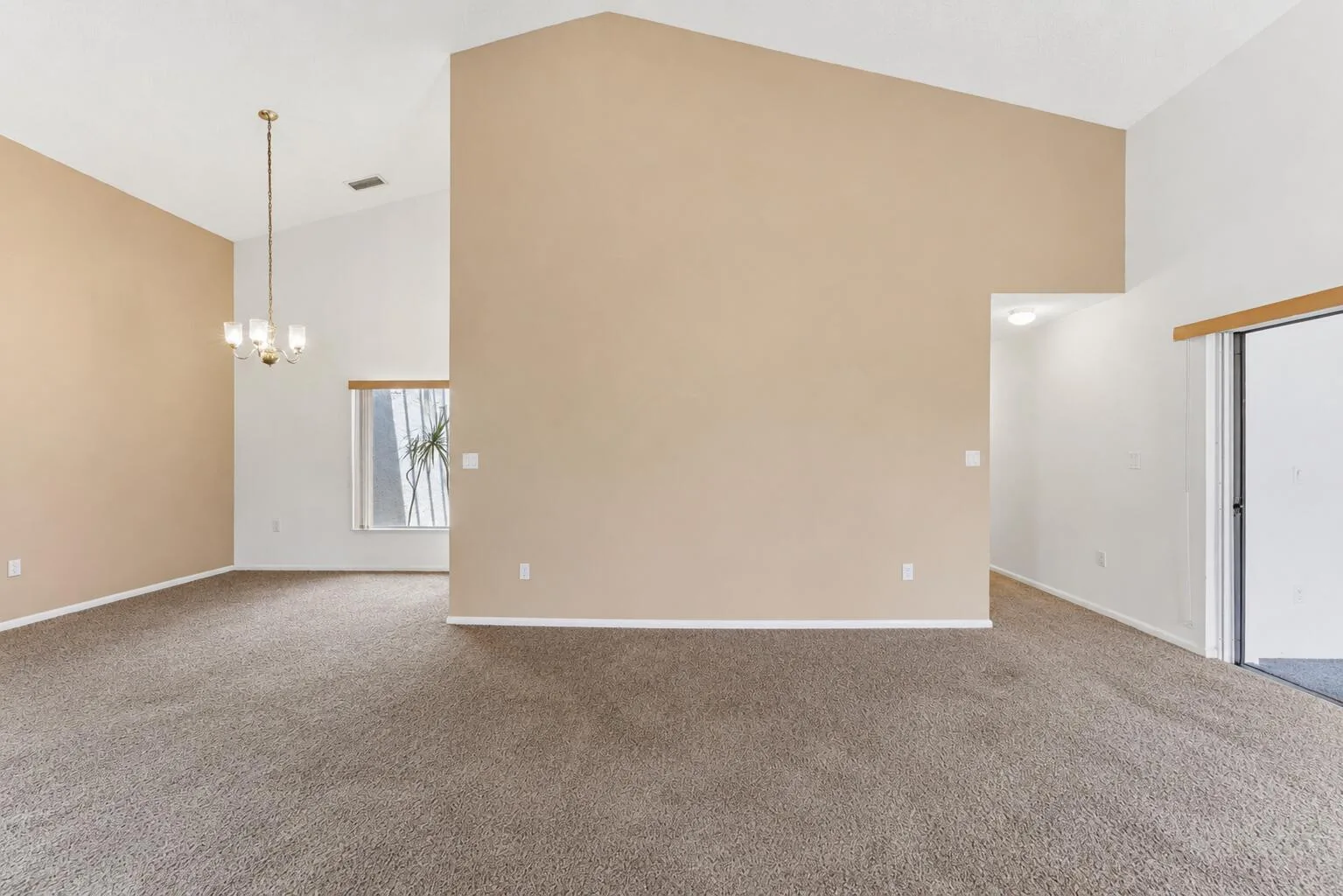19035 NW 54th Place, Miami Gardens, FL 33055 photo 4