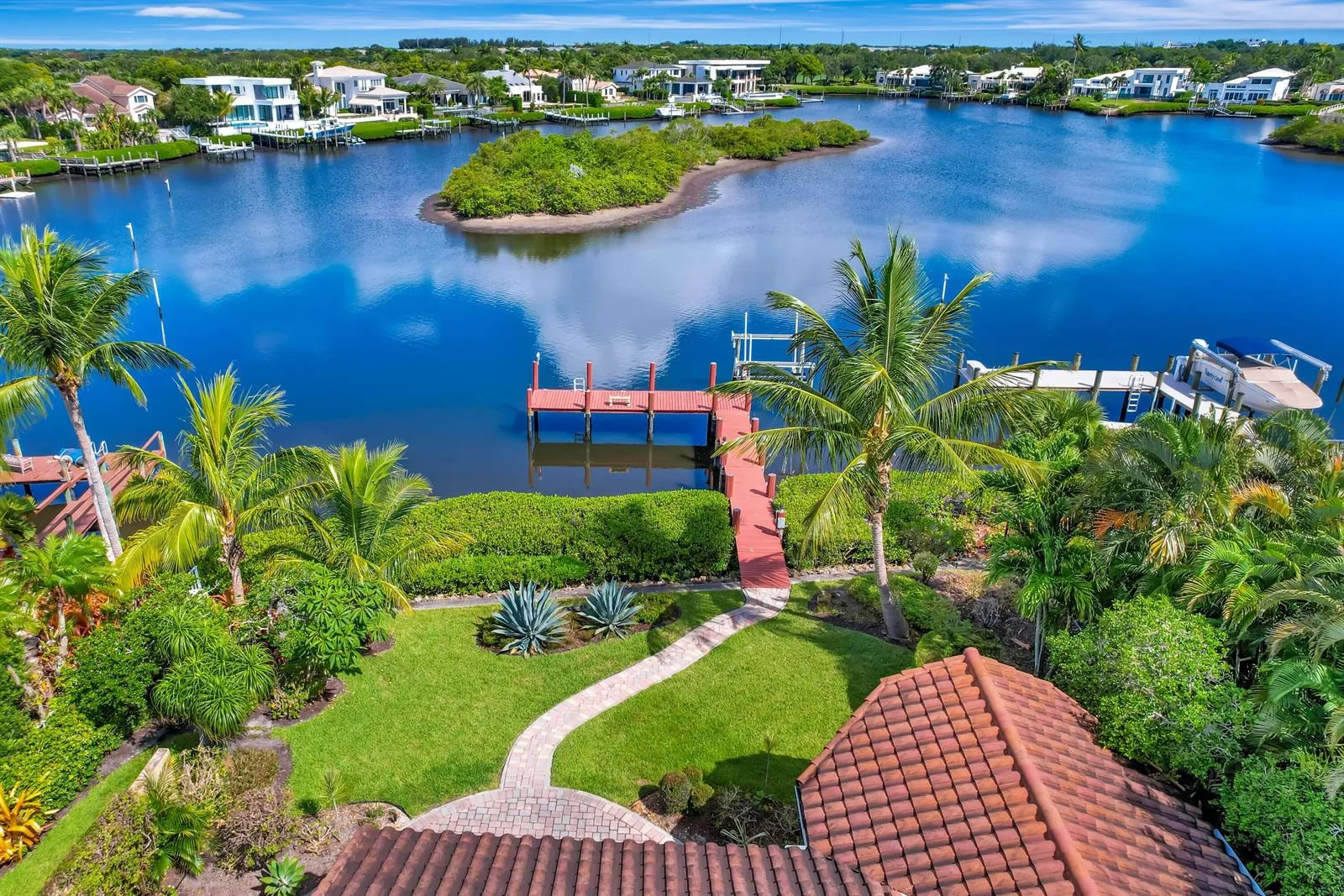 102 Victory Drive, Jupiter, FL 33477