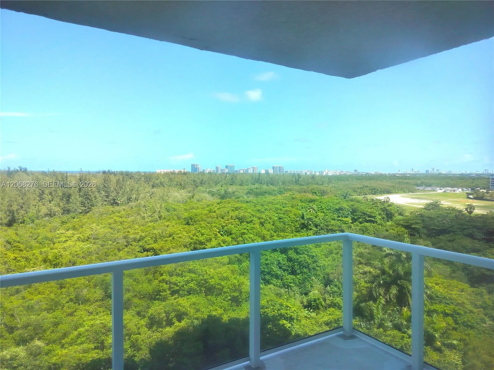 14951 Royal Oaks Ln # 1006, North Miami, FL 33181