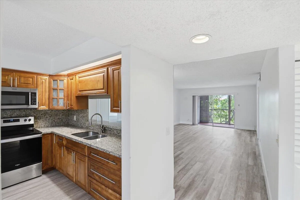 700 SW 128th Avenue # 310c, Pembroke Pines, FL 33027 photo 4