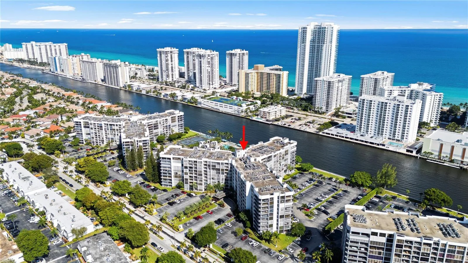 800 Parkview Drive # 718, Hallandale Beach, FL 33009