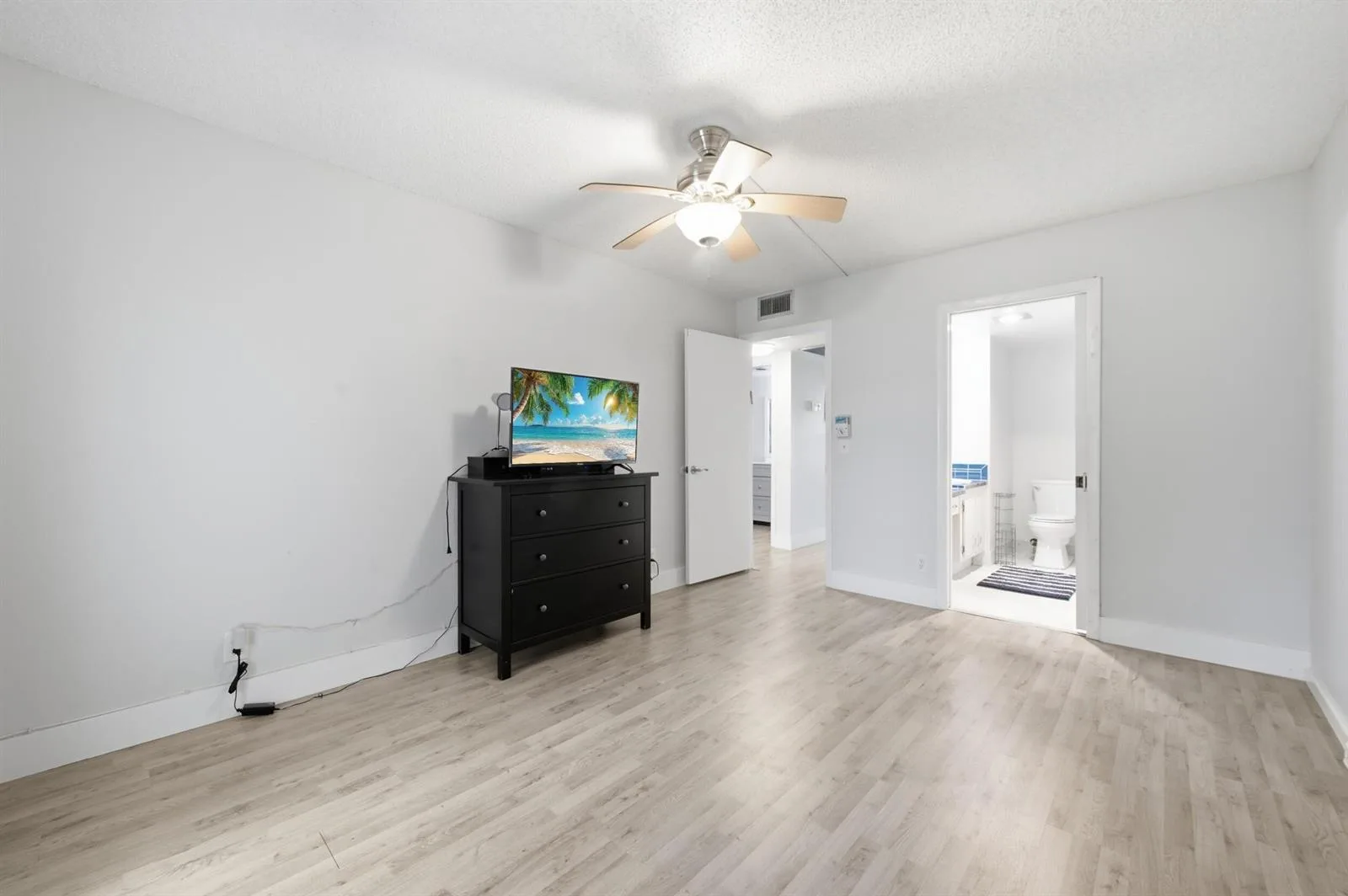 1048 Lincoln C, Boca Raton, FL 33434 photo 12