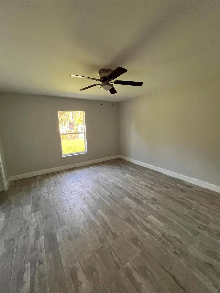 2475 FAITH Avenue, West Palm Beach, FL 33417 photo 9