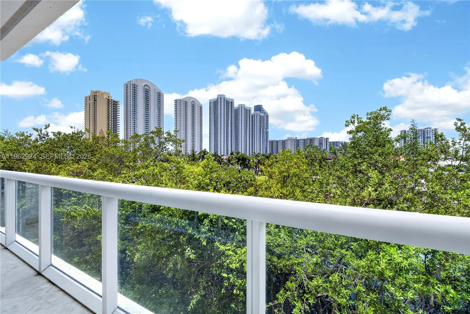 16500 Collins Ave # TH-9, Sunny Isles Beach, FL 33160 photo 9