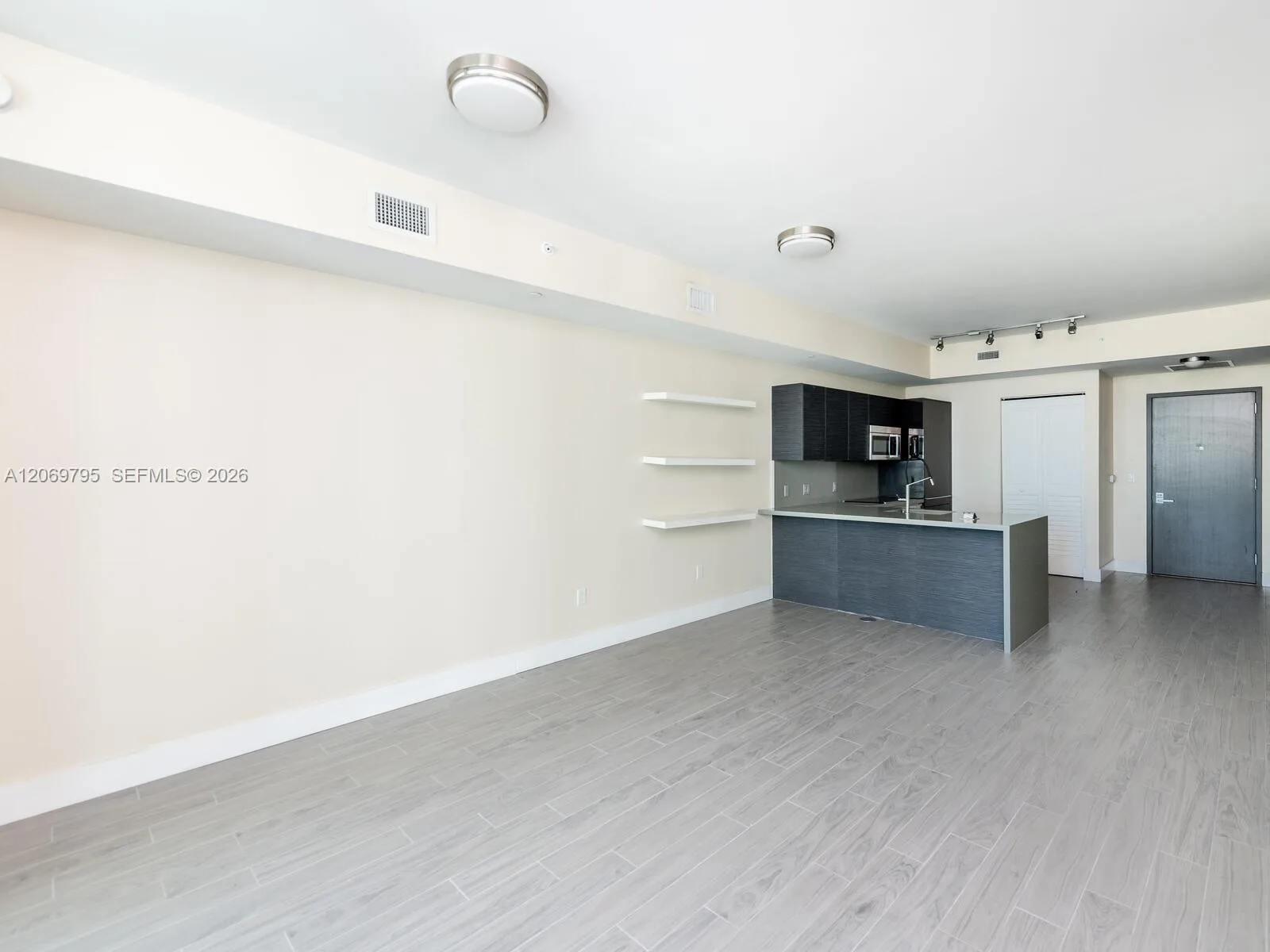 1080 Brickell Ave # 2206, Miami, FL 33131 photo 11