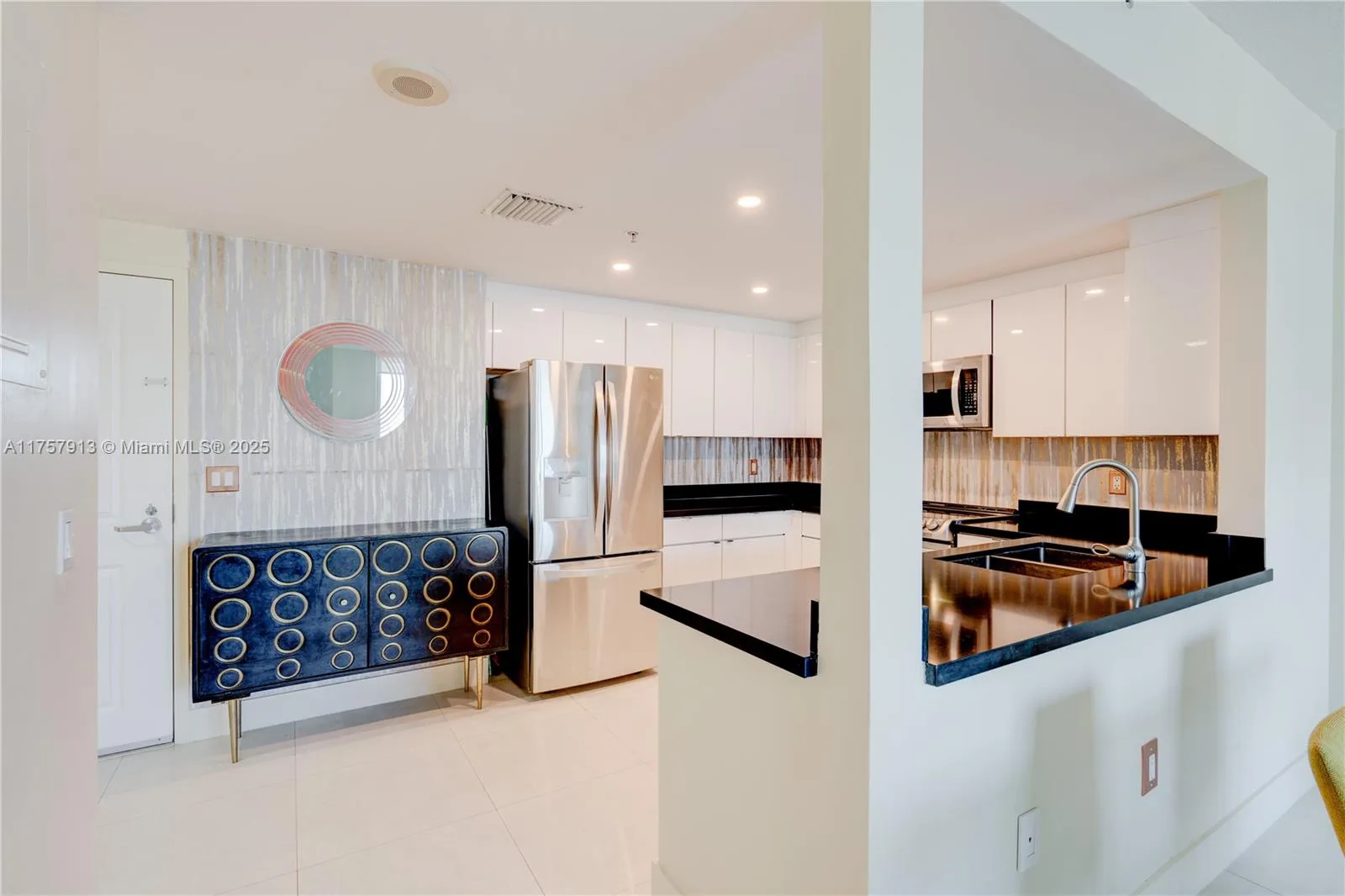 1250 S Miami Ave # 1109, Miami, FL 33130 photo 2