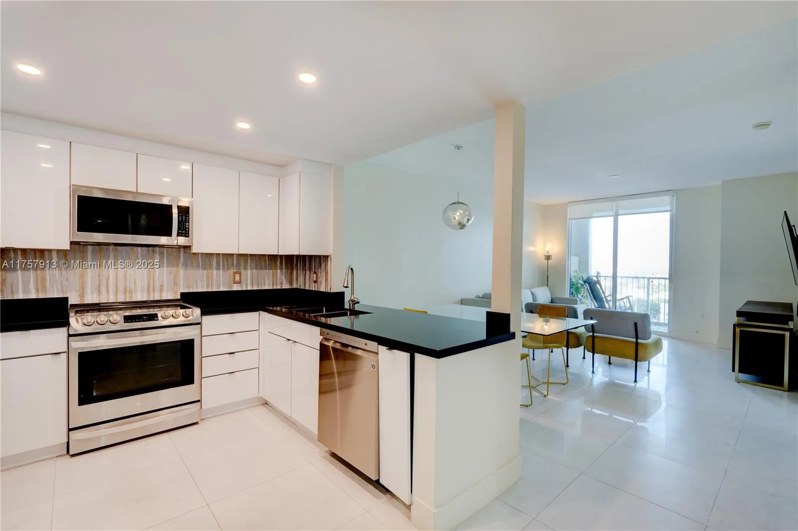 1250 S Miami Ave # 1109, Miami, FL 33130 photo 4