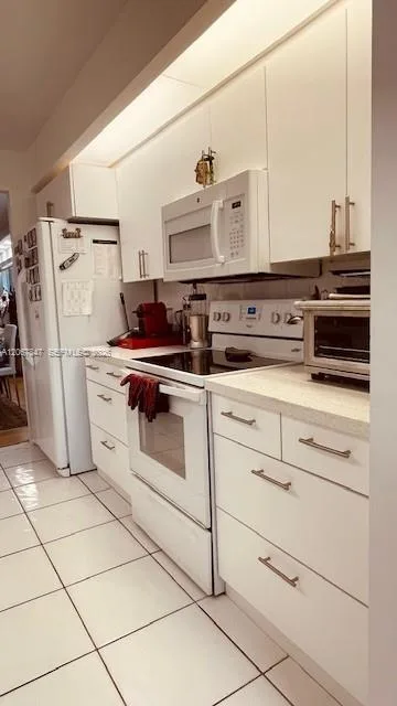 950 SW 138th Ave # 314B, Pembroke Pines, FL 33027 photo 10