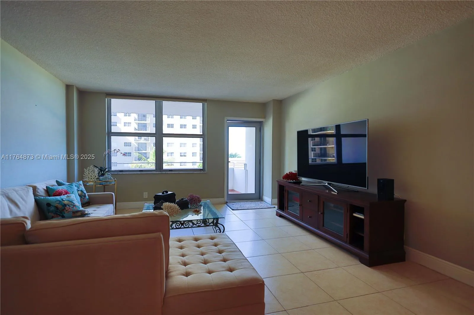 9225 Collins Ave # 503, Surfside, FL 33154 photo 10