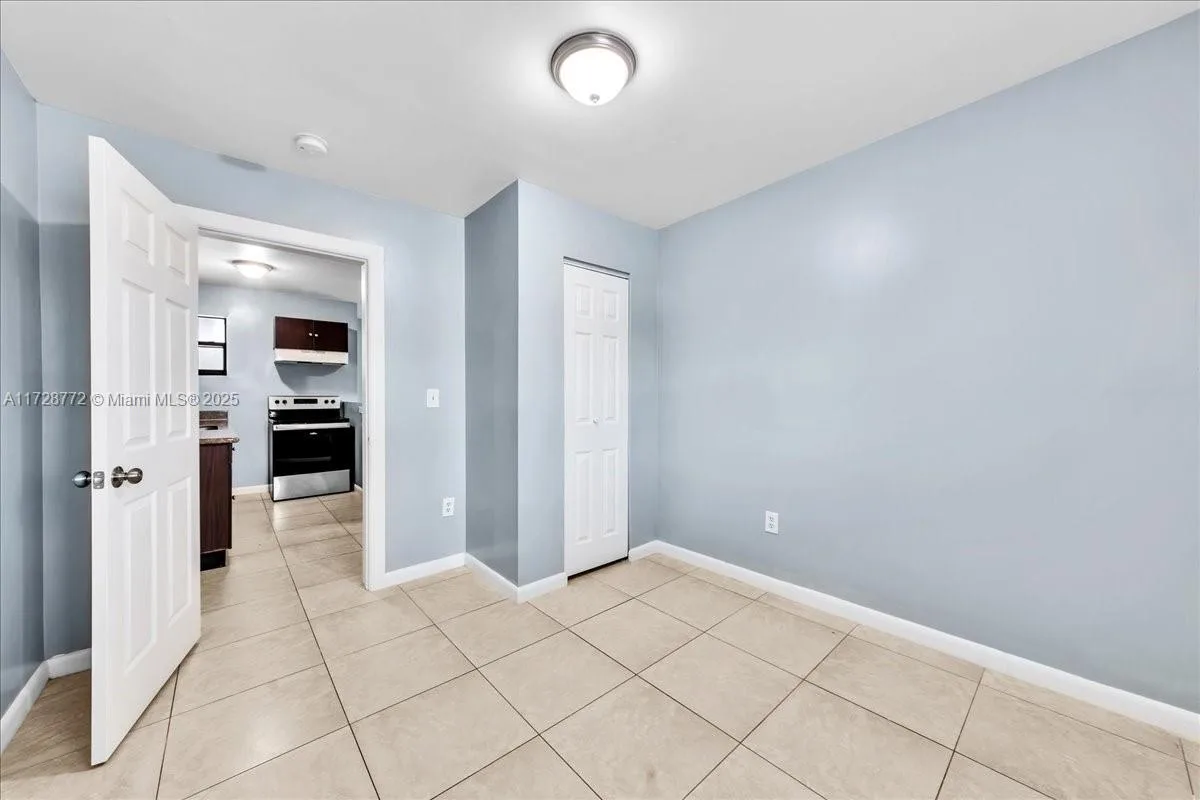 365 NW 8th St # 211, Miami, FL 33136 photo 7