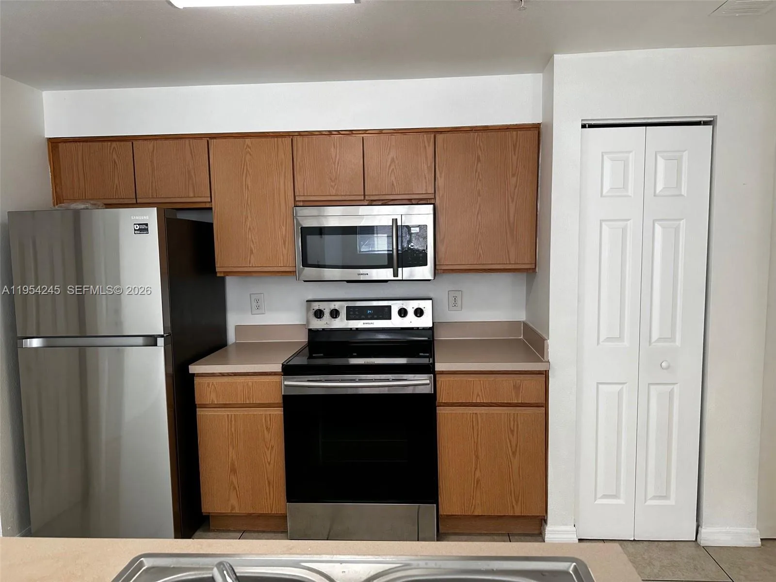 3502 Windy Walk Way # 2111, Orlando, FL 32837 photo 2