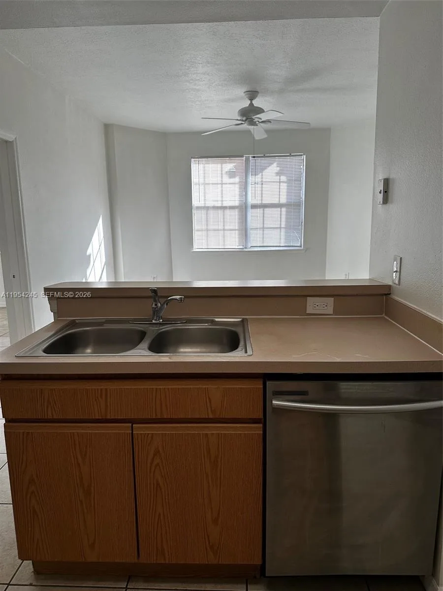 3502 Windy Walk Way # 2111, Orlando, FL 32837 photo 4