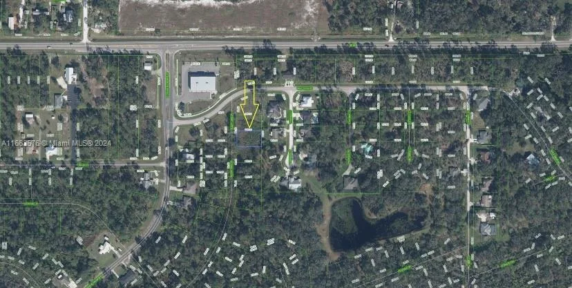 9216 SLEEPY OAKS DR, Sebring, FL 33875 photo 4