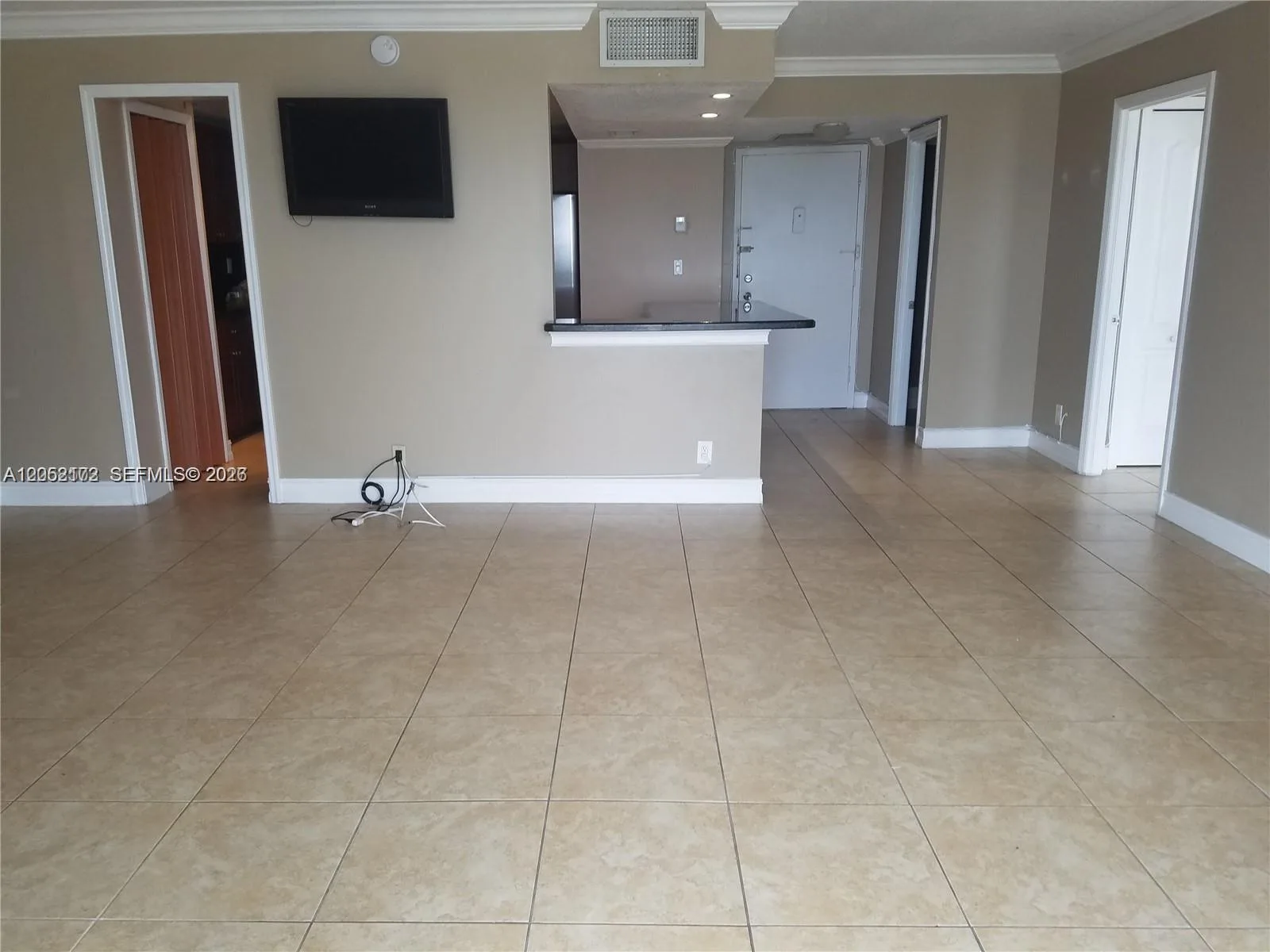 1800 Collins Ave # 17A, Miami Beach, FL 33139 photo 4