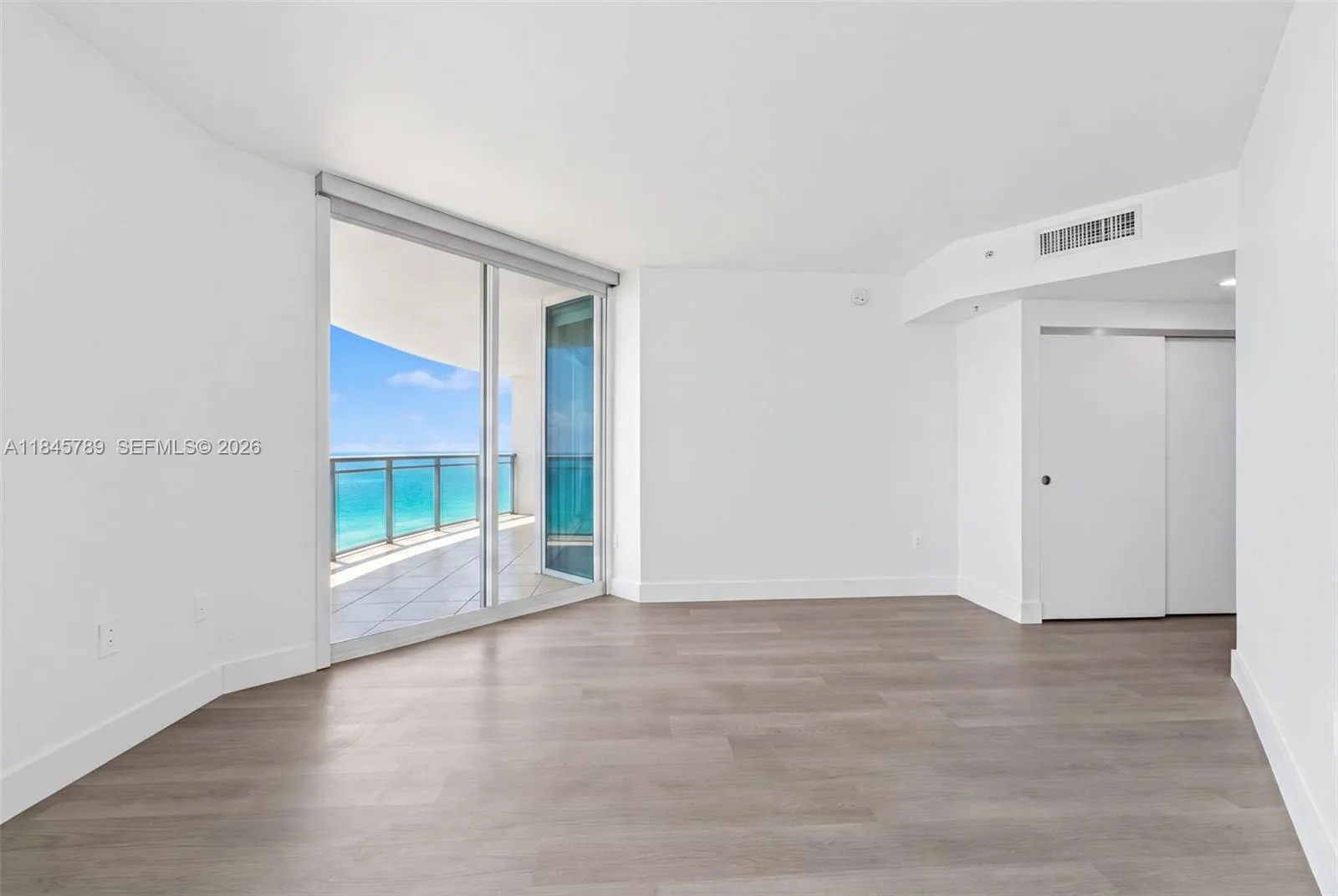 17375 Collins Ave # 2501, Sunny Isles Beach, FL 33160 photo 6