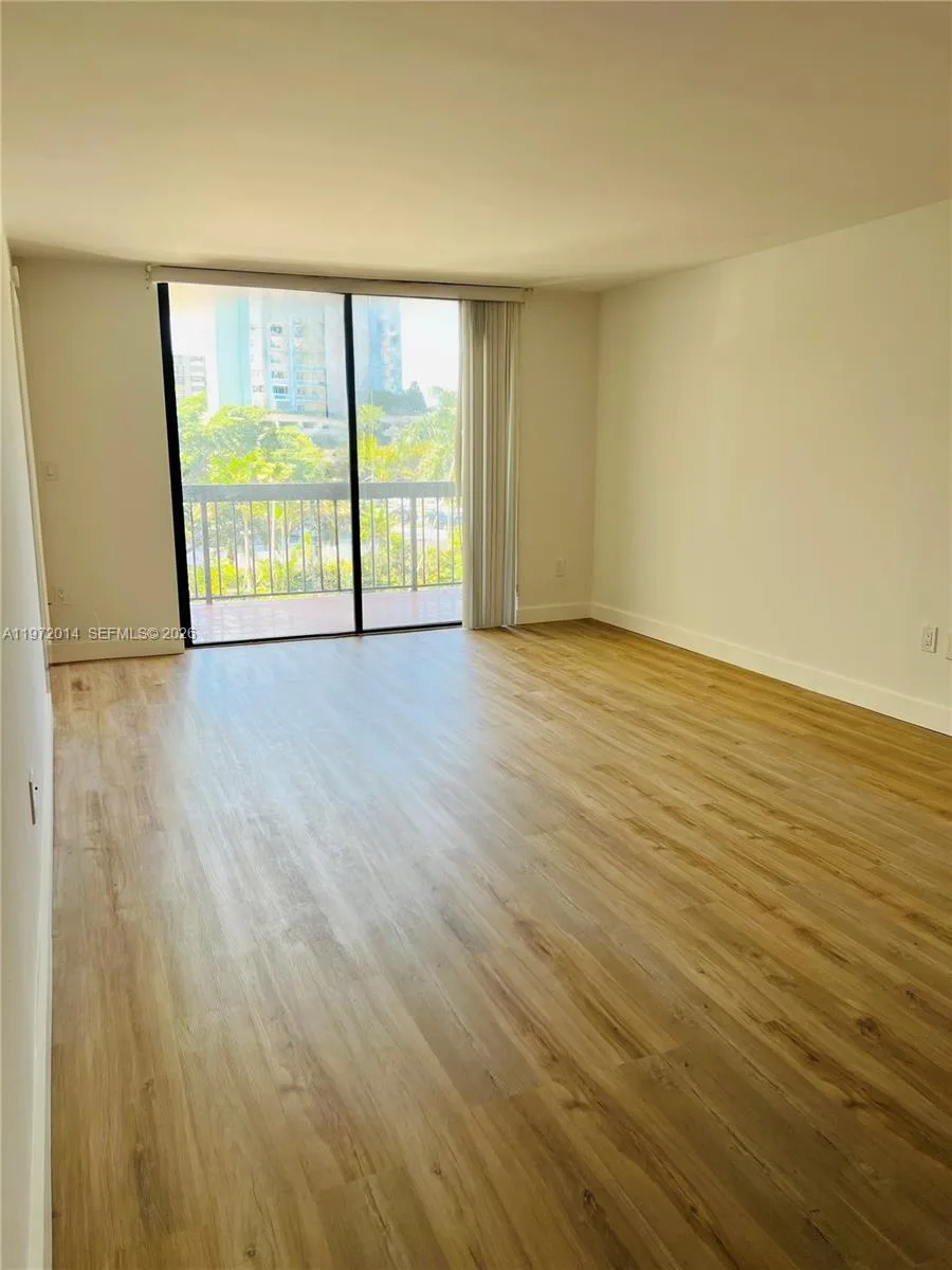 2333 Brickell Ave # 308, Miami, FL 33129 photo 13