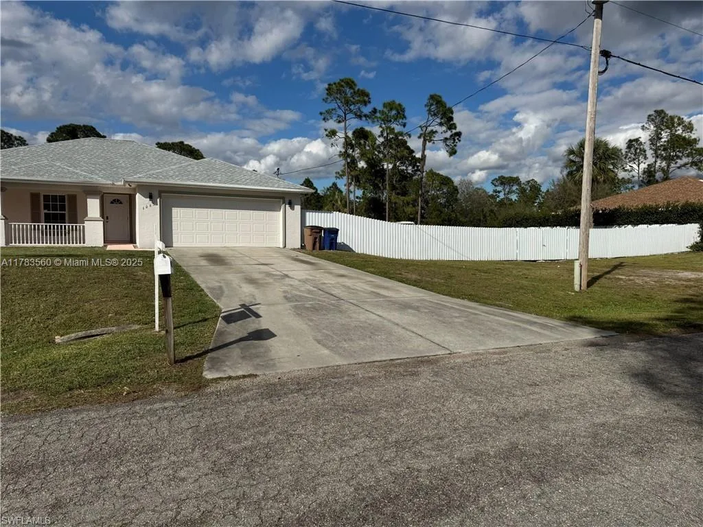 1065 Lilac ST E, Lehigh Acres, FL 33974 photo 4
