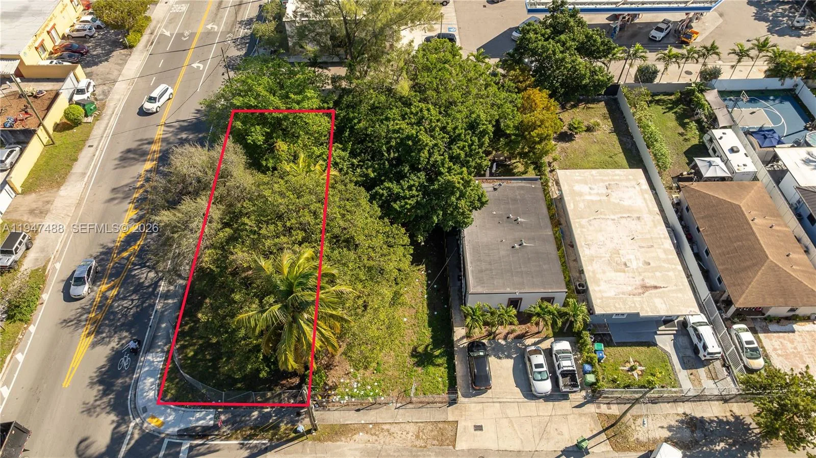 2226 NW 46th St, Miami, FL 33142 photo 5