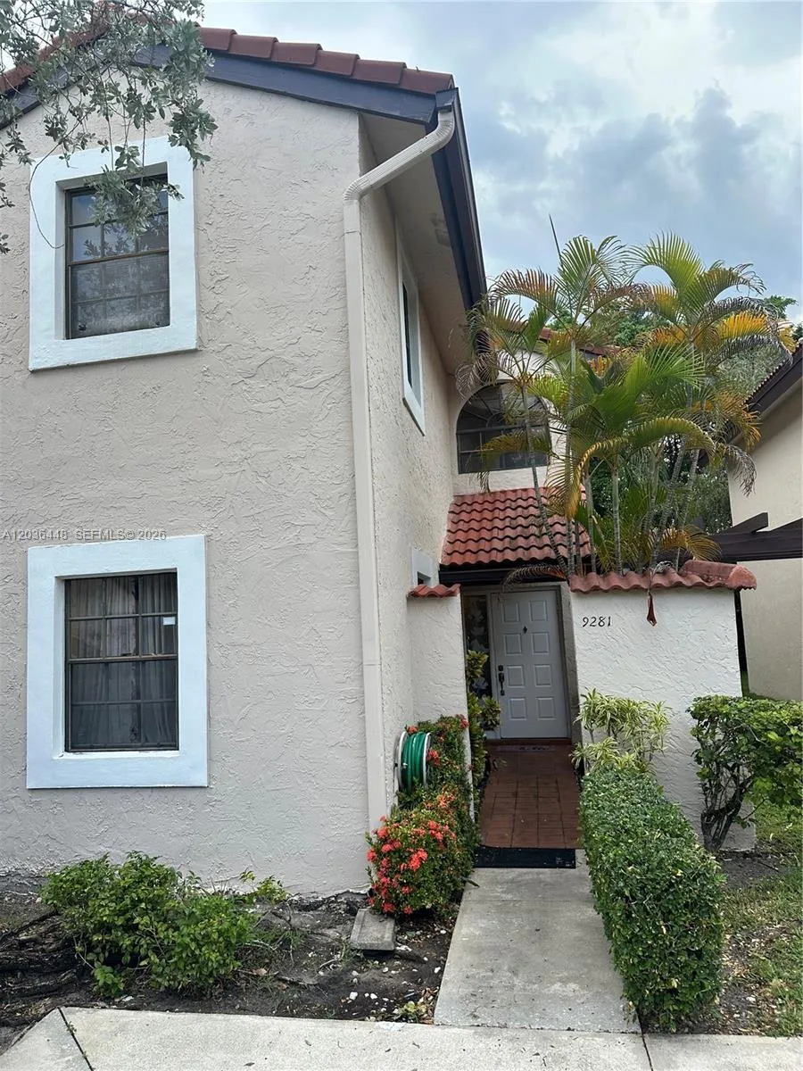 9281 W Sunrise Blvd, Plantation, FL 33322