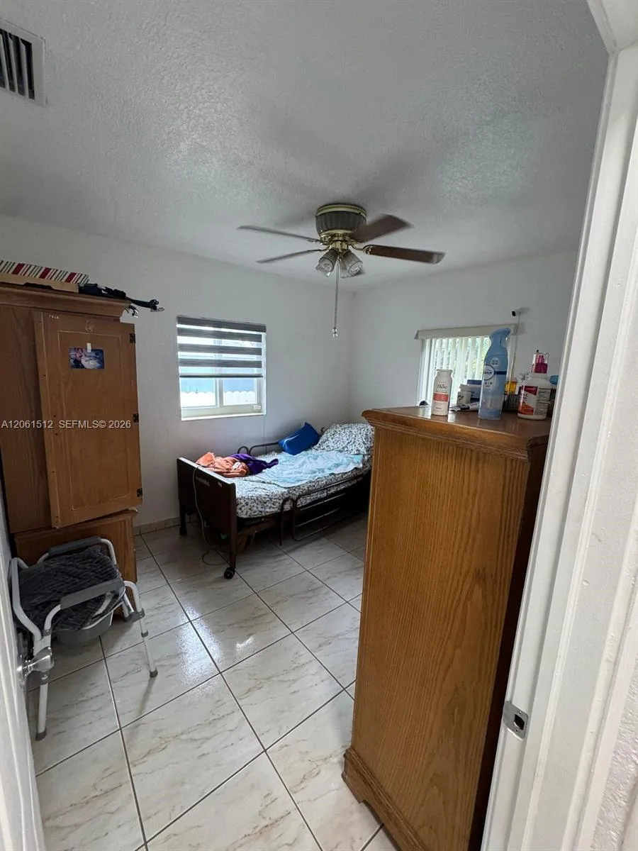 80 W 56th St, Hialeah, FL 33012 photo 10
