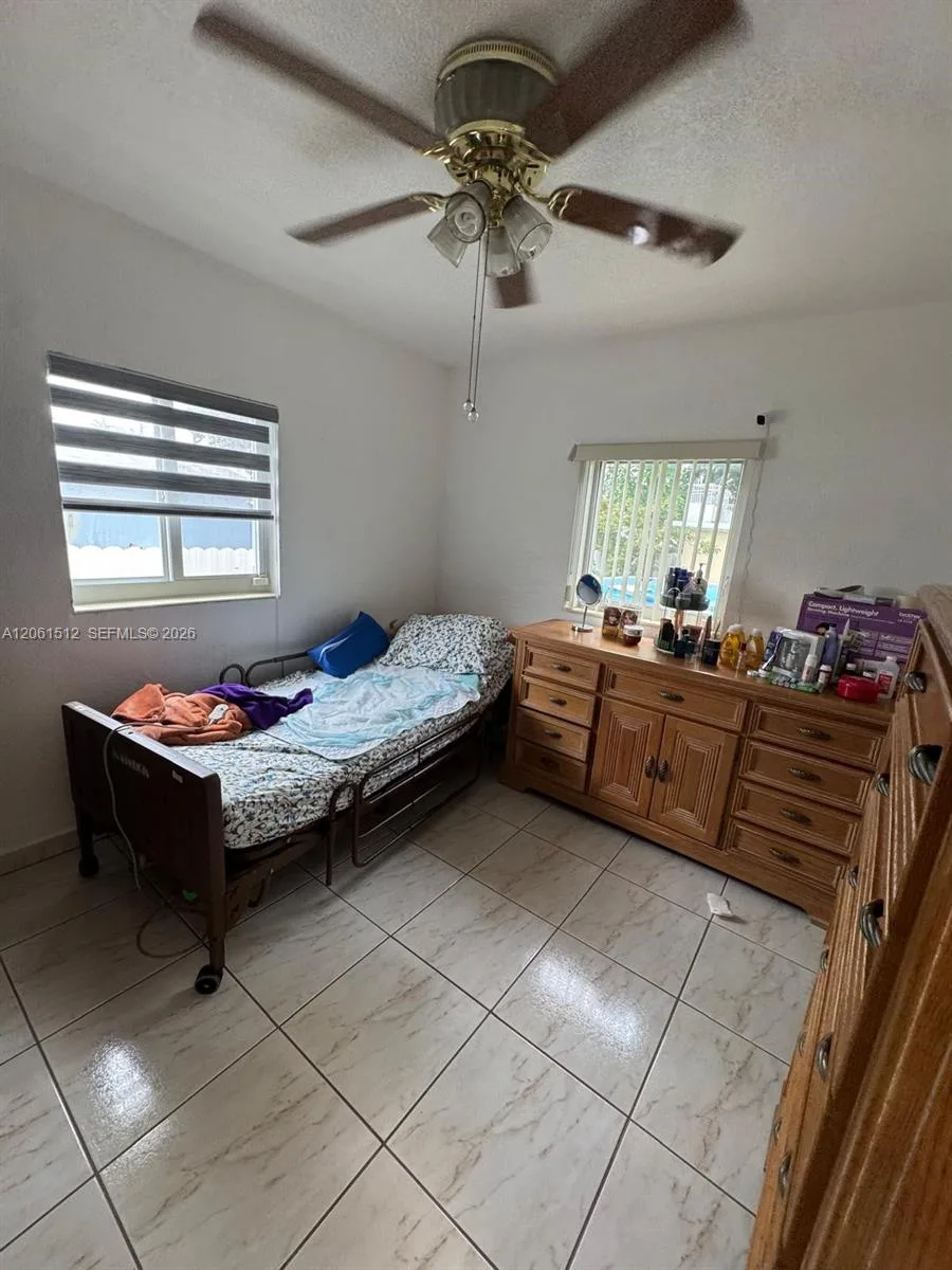 80 W 56th St, Hialeah, FL 33012 photo 11