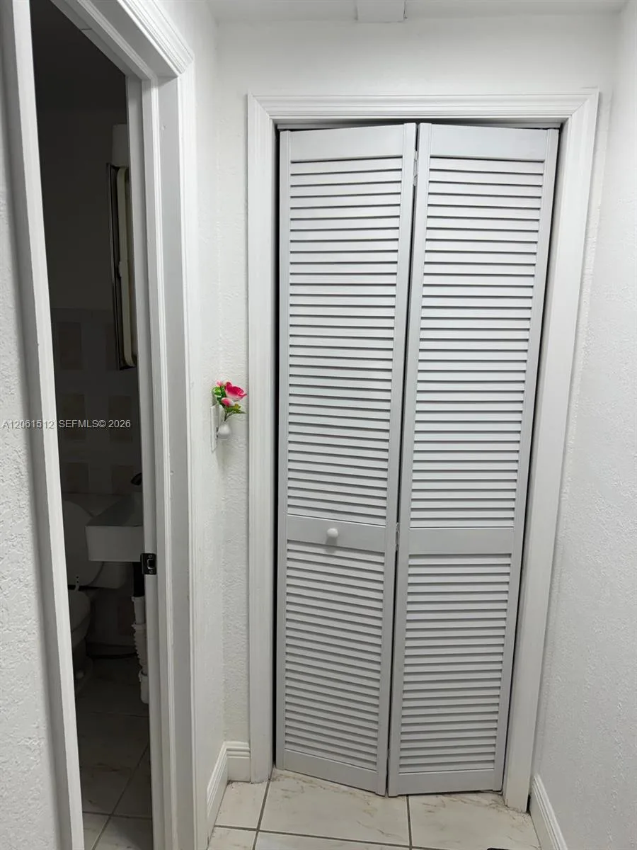 80 W 56th St, Hialeah, FL 33012 photo 12