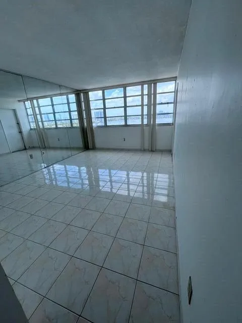 2841 NE 163rd Street # 901, North Miami Beach, FL 33160 photo 2