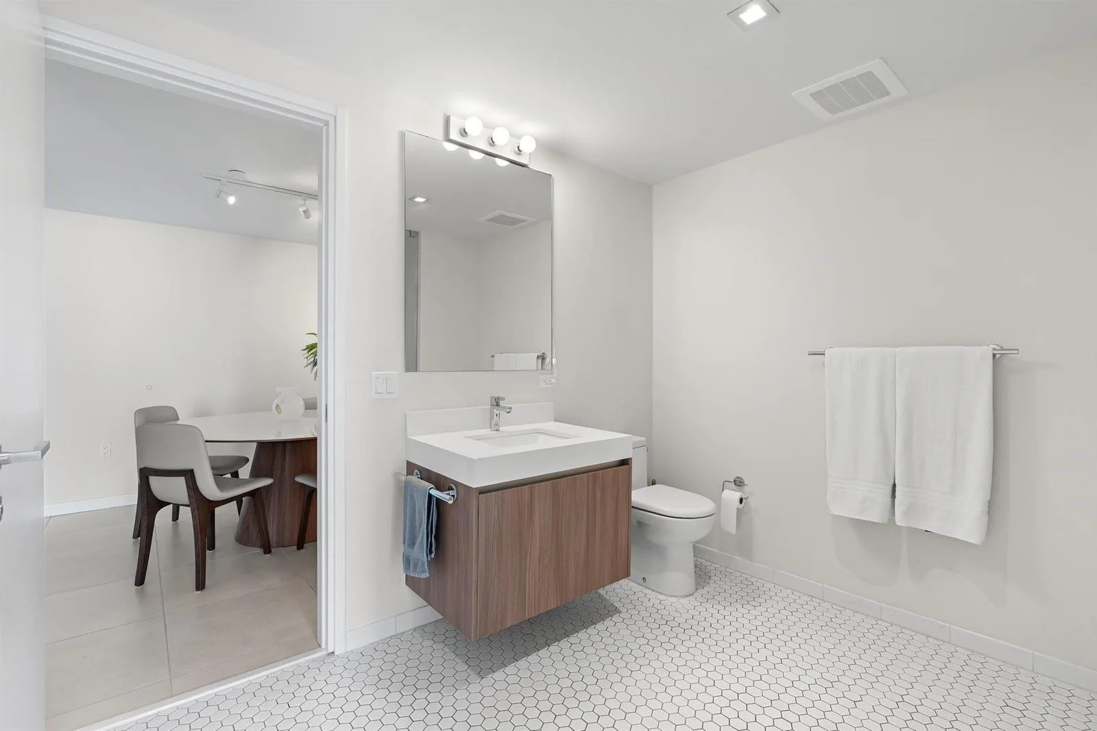 401 N Birch Road # 1102, Fort Lauderdale, FL 33304 photo 12