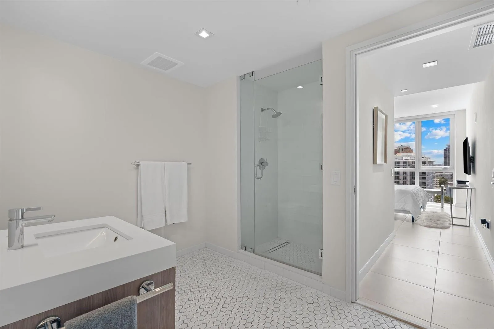 401 N Birch Road # 1102, Fort Lauderdale, FL 33304 photo 9