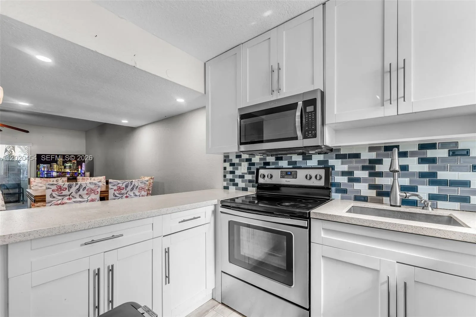 8025 NW 8th St # 13, Miami, FL 33126 photo 10