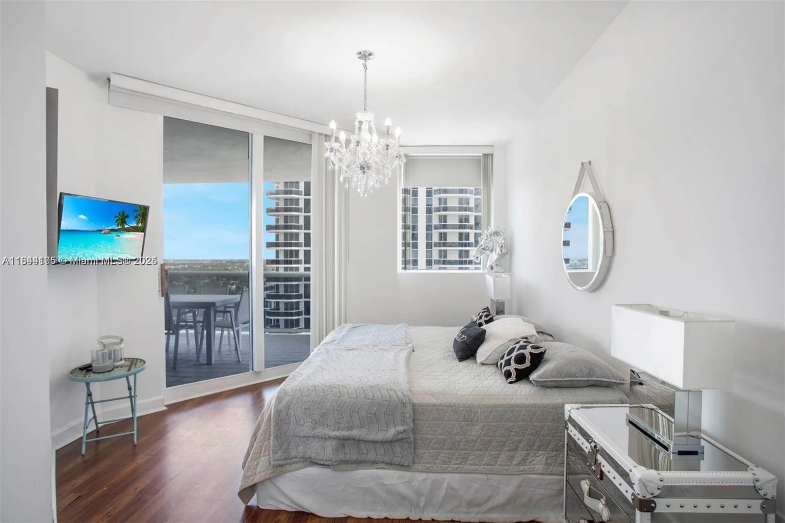4775 Collins Ave # 2508, Miami Beach, FL 33140 photo 12