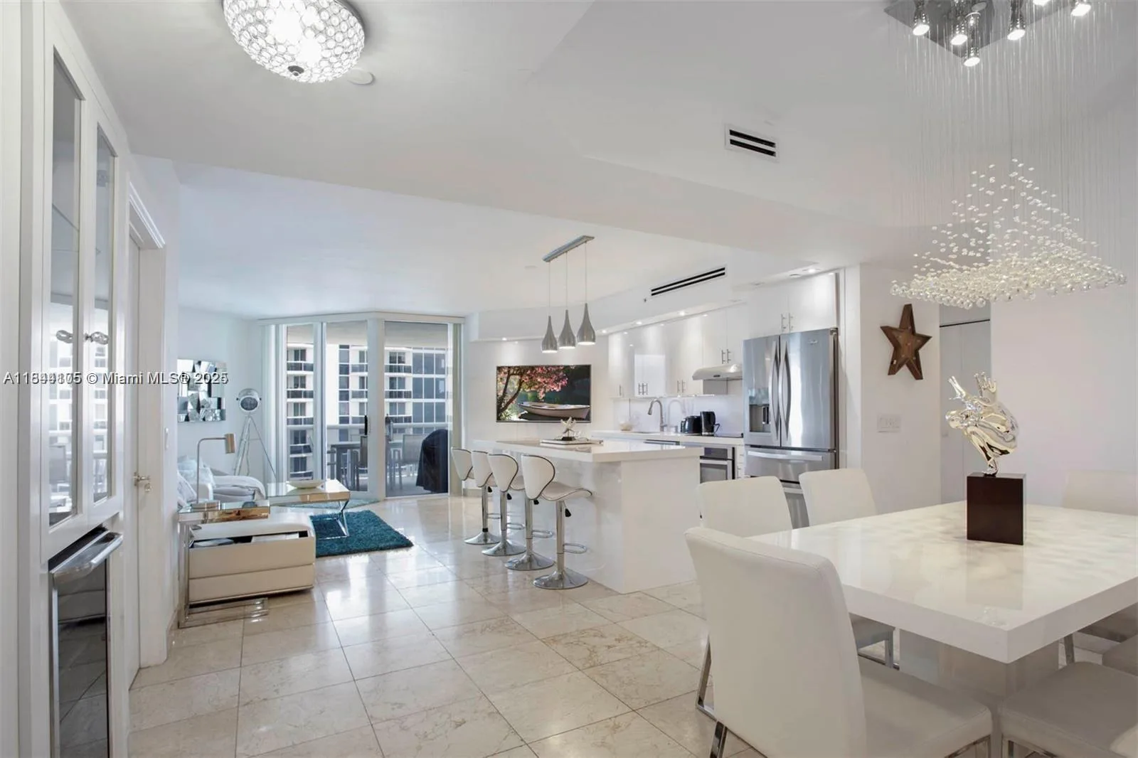 4775 Collins Ave # 2508, Miami Beach, FL 33140 photo 2