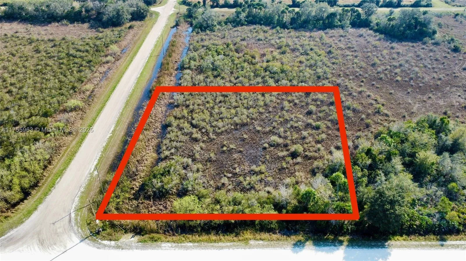 17620 NW 320th Street, Okeechobee, FL 34972