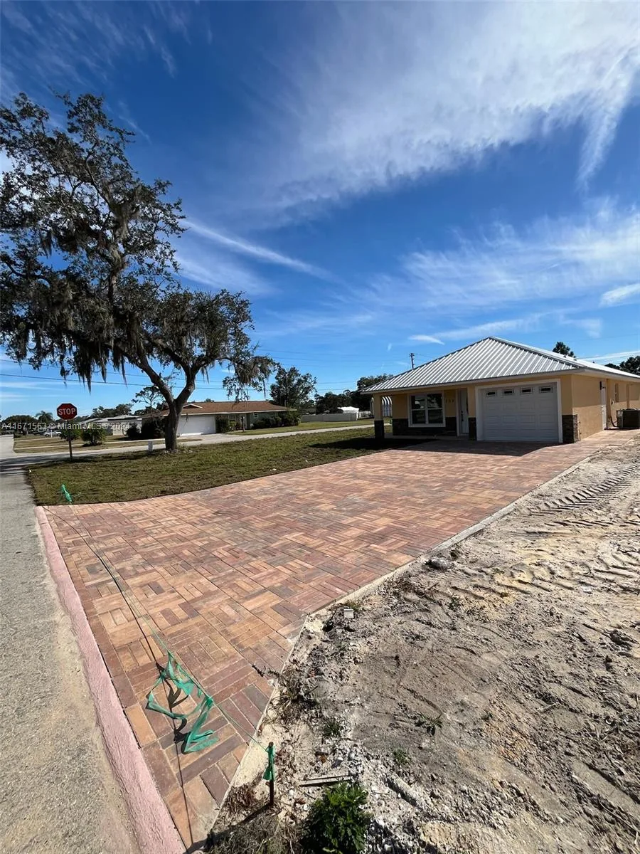 302 KITE AVE, Sebring, FL 33870 photo 3