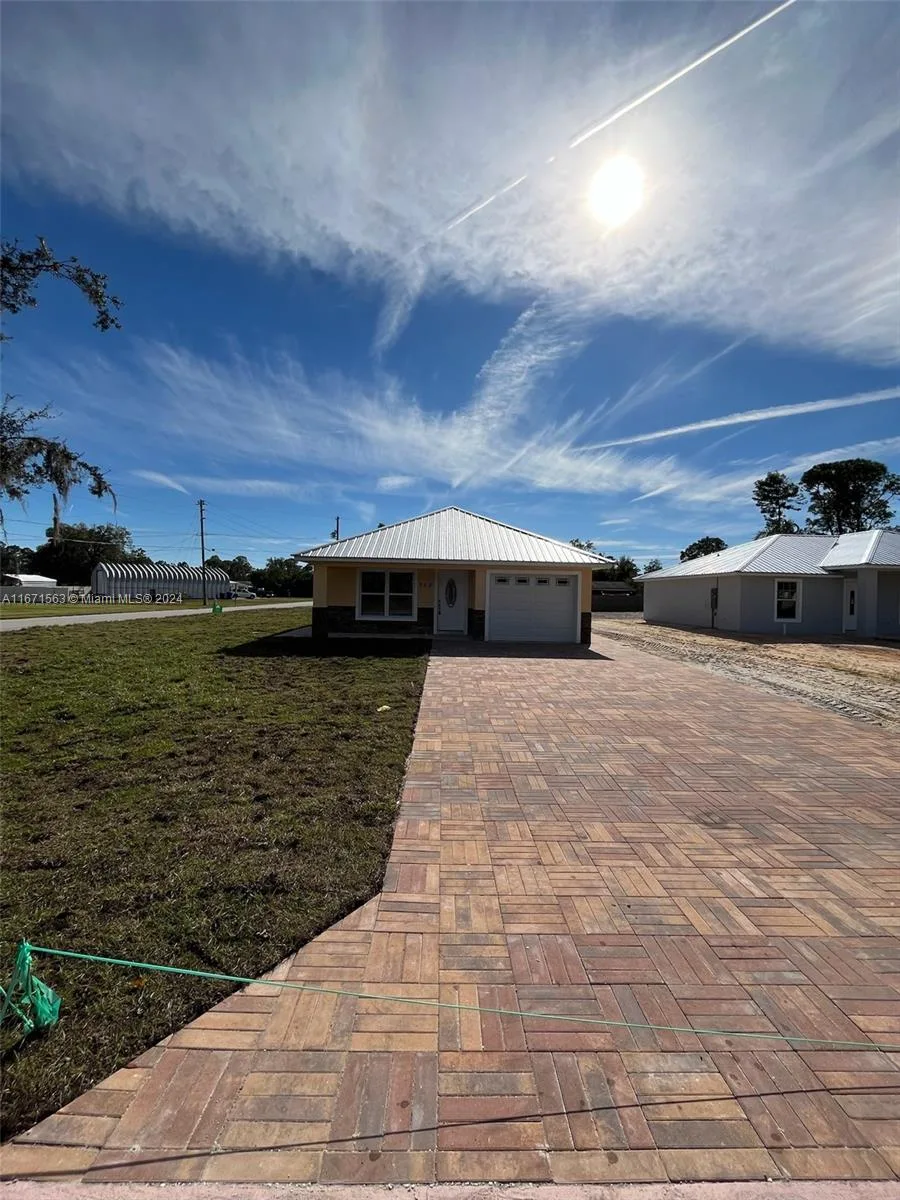 302 KITE AVE, Sebring, FL 33870 photo 5